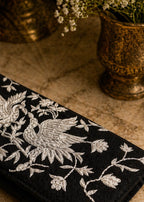 Parsi Gara Clutch